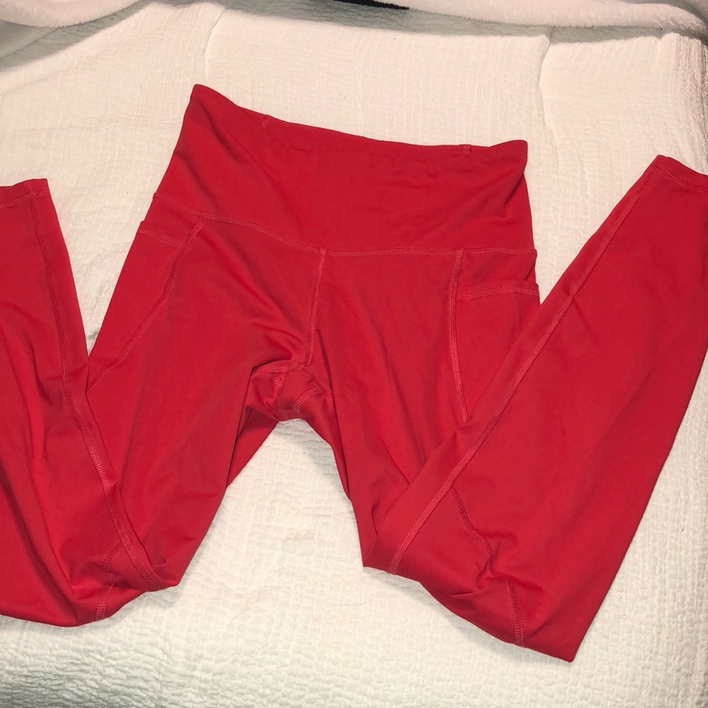 Athletic leggings